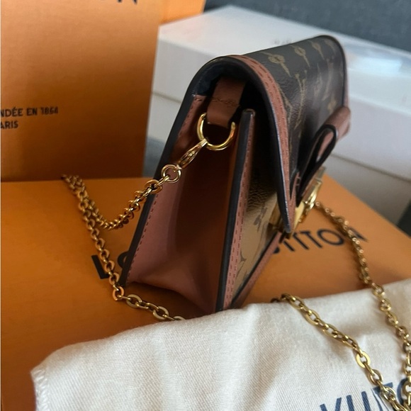 LOUIS VUITTON DAUPHINE CHAIN WALLET - Picture 2 of 5